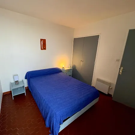 1 4 Couchages Apartment *